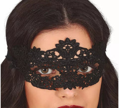 Máscara Bordada Preto Escuro