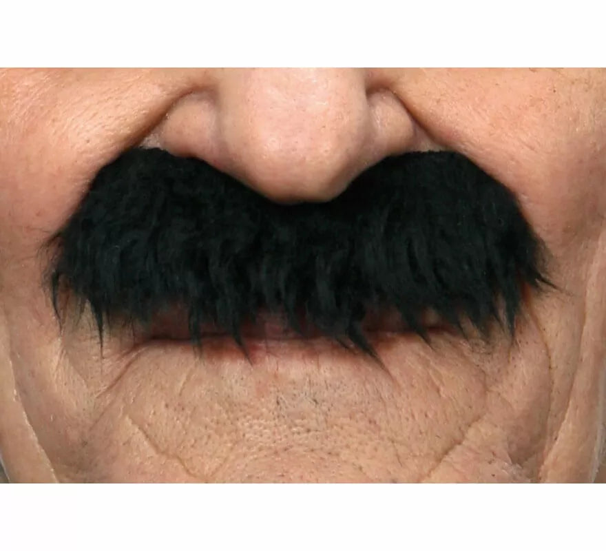 Translation missing: pt-PT.Bigote negro de Policía