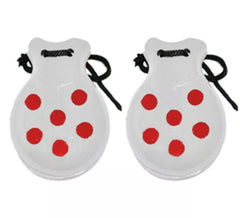 Pequenas castanholas de madeira brancas com bolinhas vermelhas 6,2x4,2cm