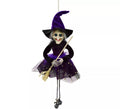 Colgante de Bruja lila con escoba de 45 cm