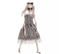 Pingente de boneca esqueleto