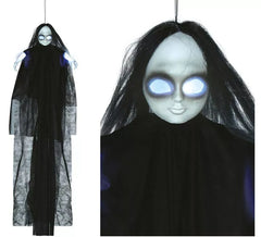 Pingente Menina Olhos Negros com Luz e Som 130 cm