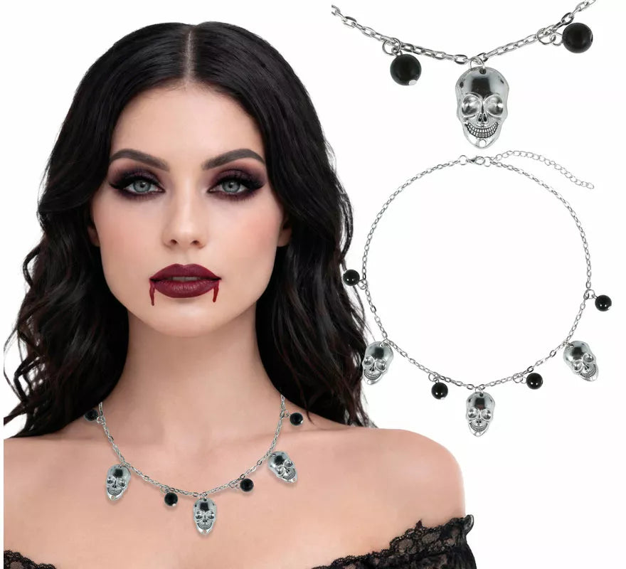 Collar Calaveras y Bolas negras
