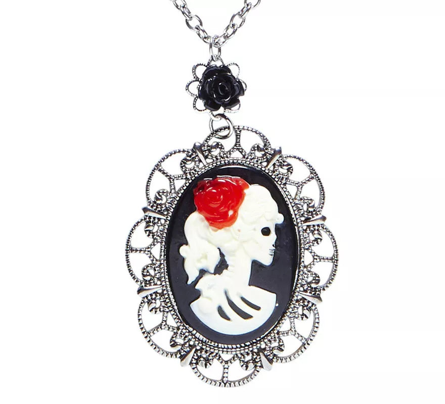 Translation missing: pt-PT.Collar con Medallón de Calavera y Rosa Negra