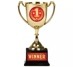 Taça Winner dourada e vermelha 18 cm