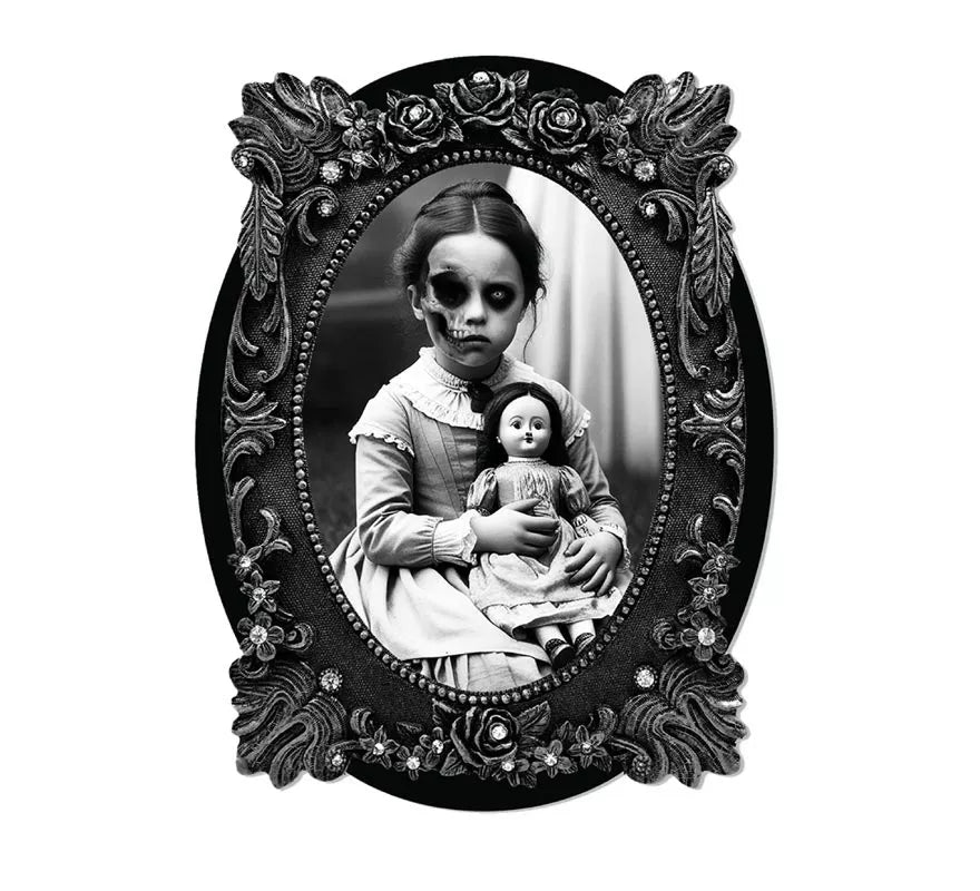 Cuadro Adhesivo de Niña de 30x23 cm