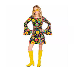Fato hippie da moda com flores dos anos 60 para mulheres