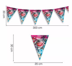 Bandeirola de Papel Arlequim Perigoso 300 cm 19X27 cm