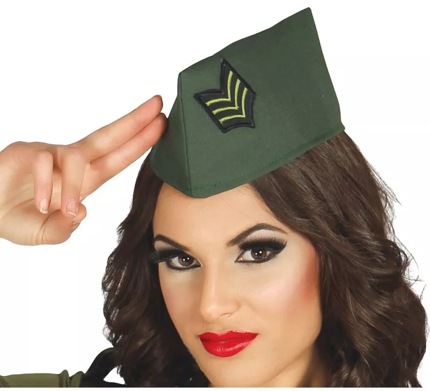 Translation missing: pt-PT.Gorro Militar de color verde con insignia