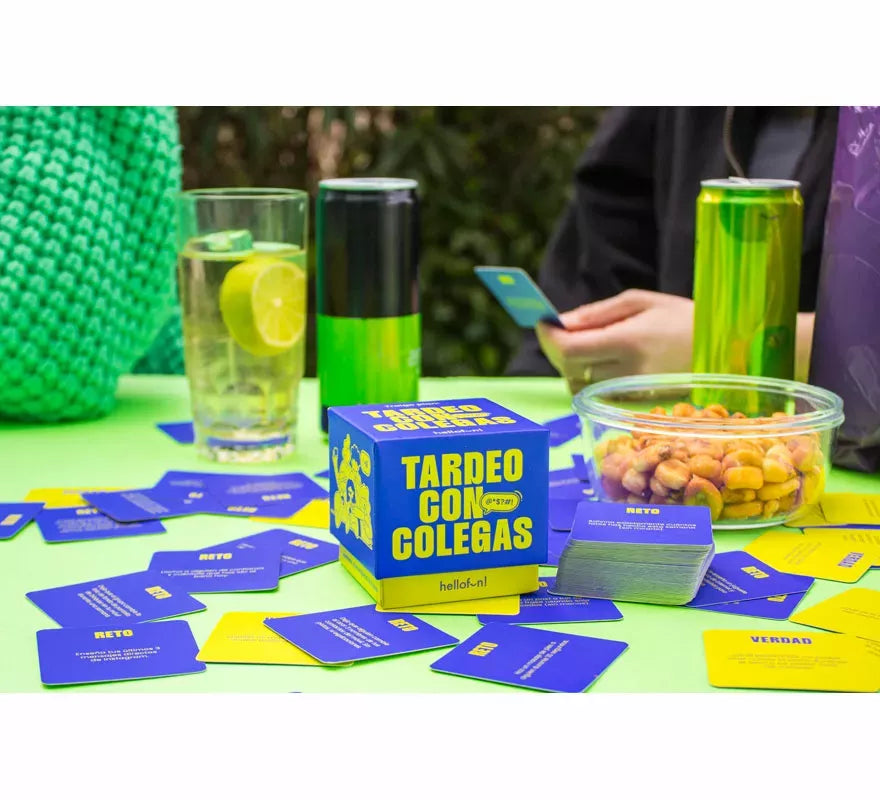 Translation missing: pt-PT.Juego de Mesa Tardeo Con Colegas