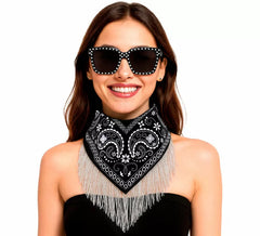 Kit para despedida de solteira preta para mulheres: lenço e óculos.