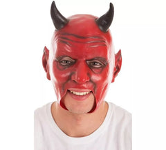 Máscara do diabo com chifres