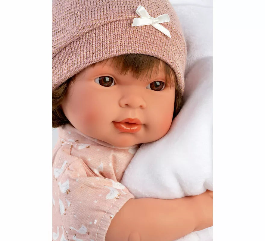 Translation missing: pt-PT.Muñeca Carla Llorona de 42 cm con Mantita y Conjunto