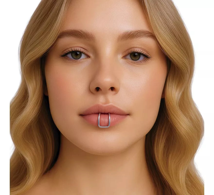 Translation missing: pt-PT.Piercing Doble Labio Falso