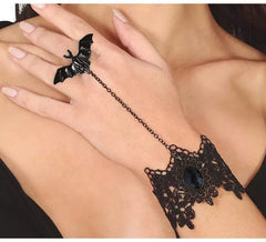 Pulseira Bordada e Anel Morcego