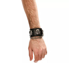 Pulseira com Caveiras