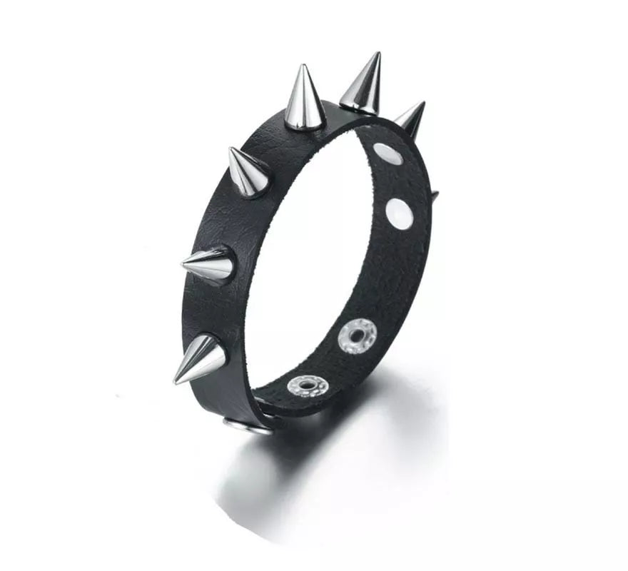 Translation missing: pt-PT.Pulsera Punky con pinchos plateados