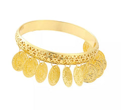 Pulseira romana com moedas penduradas