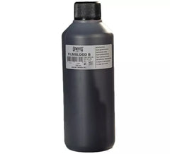 Recipiente de 500 ml de sangue líquido escuro.