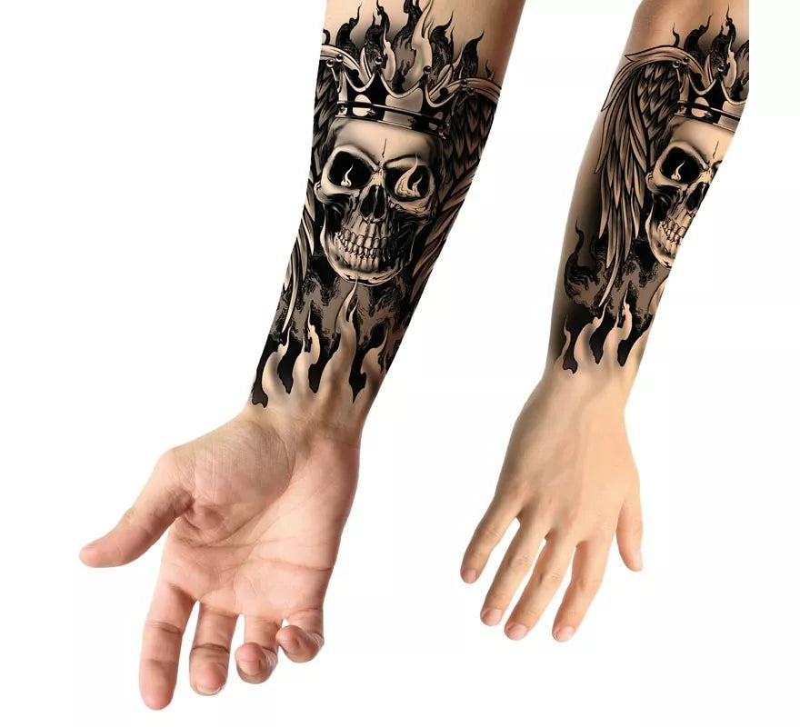 Translation missing: pt-PT.Tatuaje de Calavera en llamas blanco y negro