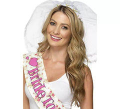 Véu de noiva com diadema
